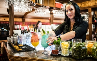 Rejs z Koktajlem w Budapeszcie: Cocktail & Cruise Rejs z Koktajlem w Budapeszcie: Cocktail & Cruise